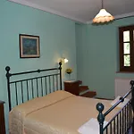 Daire Charming Flat With Pool Surrounded By Nature *